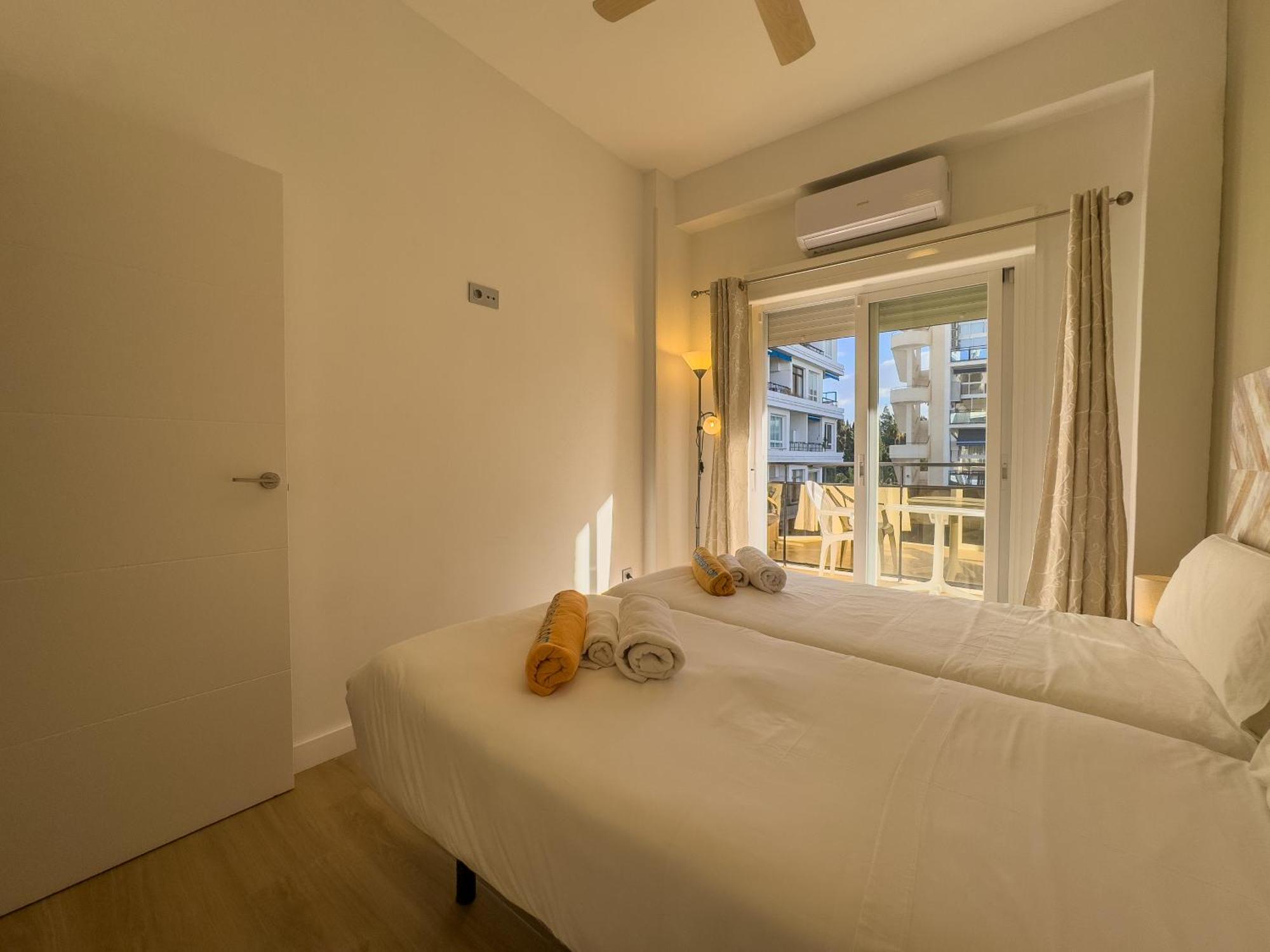 Skol 420C Fantastico 1 Dormitorio Primera Linea De Playa Марбелья Екстер'єр фото